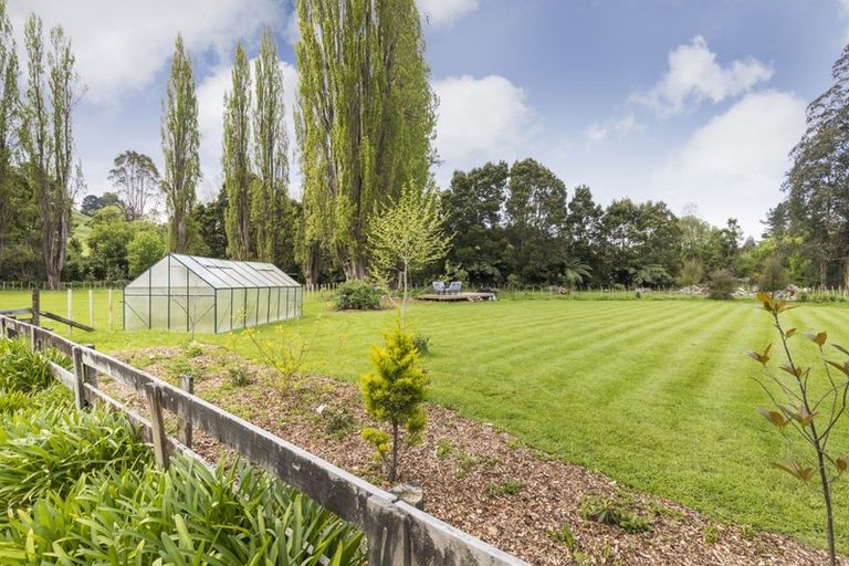 Photo of property in 18 Kuku Road, Pohangina, Ashhurst, 4884