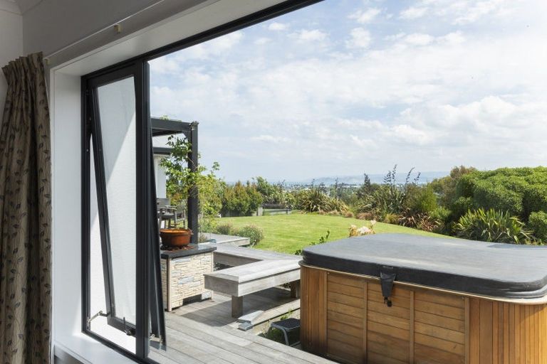 Photo of property in 32 Hillview Terrace, Mangapapa, Gisborne, 4010