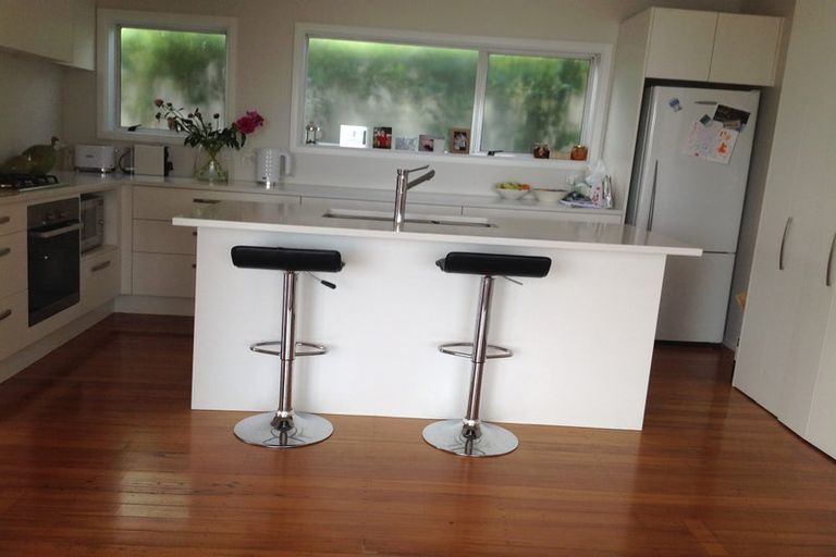 Photo of property in 69 Moncks Spur Road, Redcliffs, Christchurch, 8081