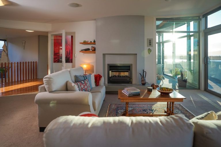 Photo of property in 116 Queens Road, Waikanae Beach, Waikanae, 5036