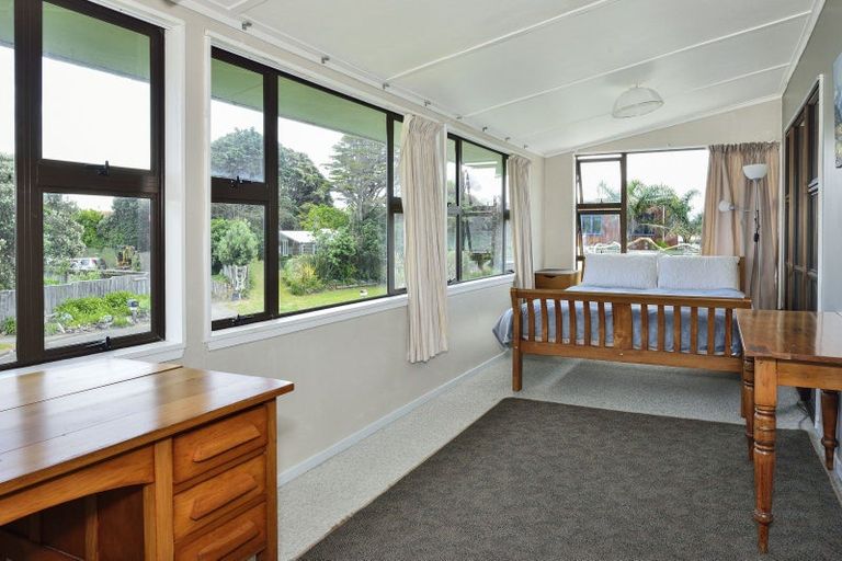 Photo of property in 5 Bill Nolan Place, Mahia, 4198