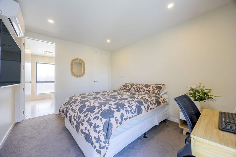 Photo of property in 72 Podgora Avenue, Huapai, Kumeu, 0810