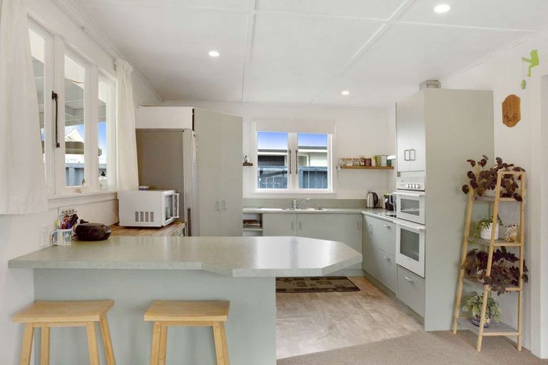 Photo of property in 86-88 Brougham Street, Westport, 7825