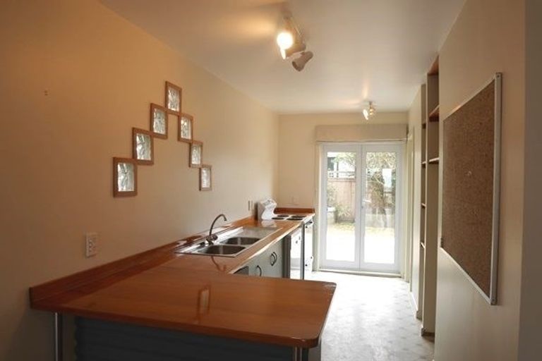 Photo of property in 237 The Esplanade, Petone, Lower Hutt, 5012