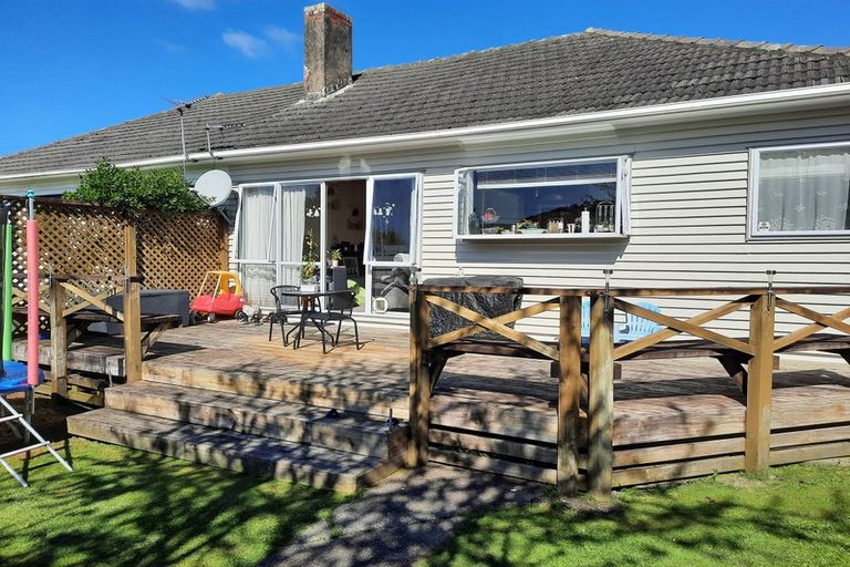 Photo of property in 23 Hall Crescent, Epuni, Lower Hutt, 5011