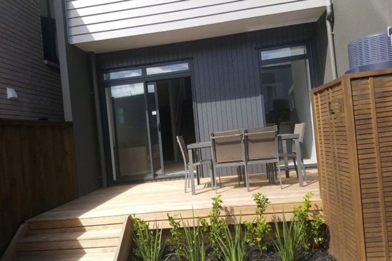 Photo of property in 34 Liquidambar Drive, Hobsonville, Auckland, 0616