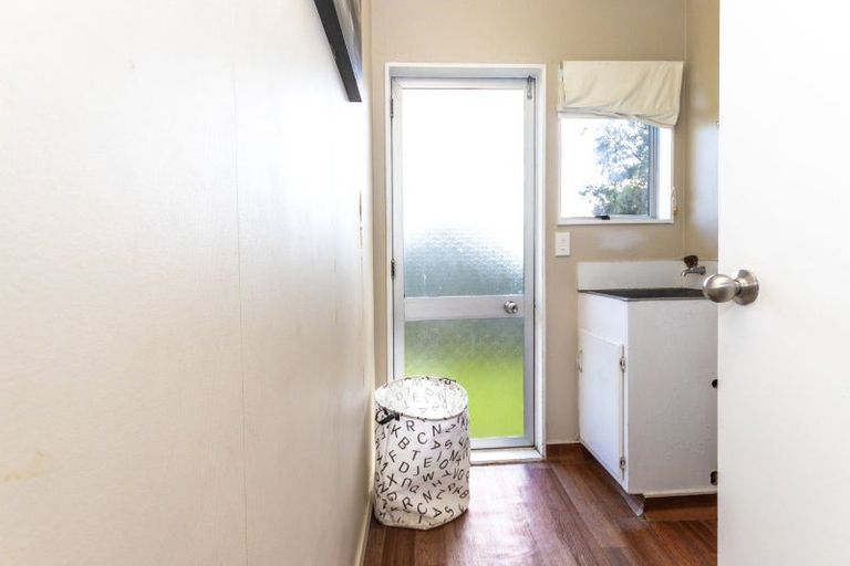 Photo of property in 9 Hilton Grove, Kelvin Grove, Palmerston North, 4414