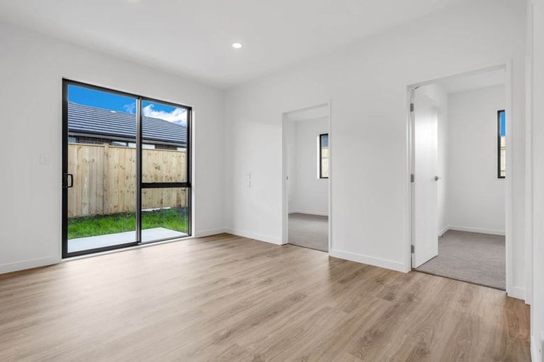 Photo of property in 8 Bathurst Crescent, Pokeno, 2402