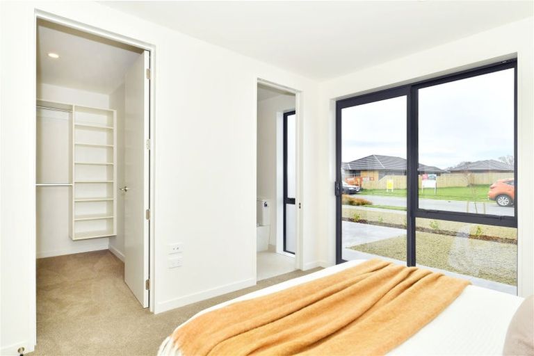 Photo of property in 24 Cork Street, Martinborough, 5711