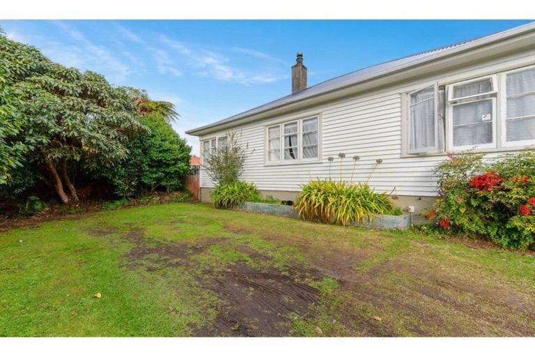 Photo of property in 4 Kotare Street, Glenholme, Rotorua, 3010
