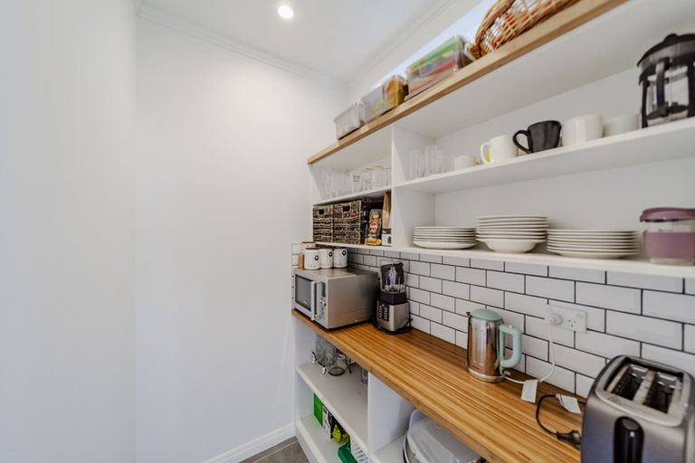 Photo of property in 1/163 Kennedy Road, Marewa, Napier, 4110