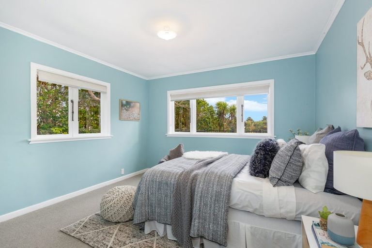 Photo of property in 82 Cluny Road, Plimmerton, Porirua, 5026