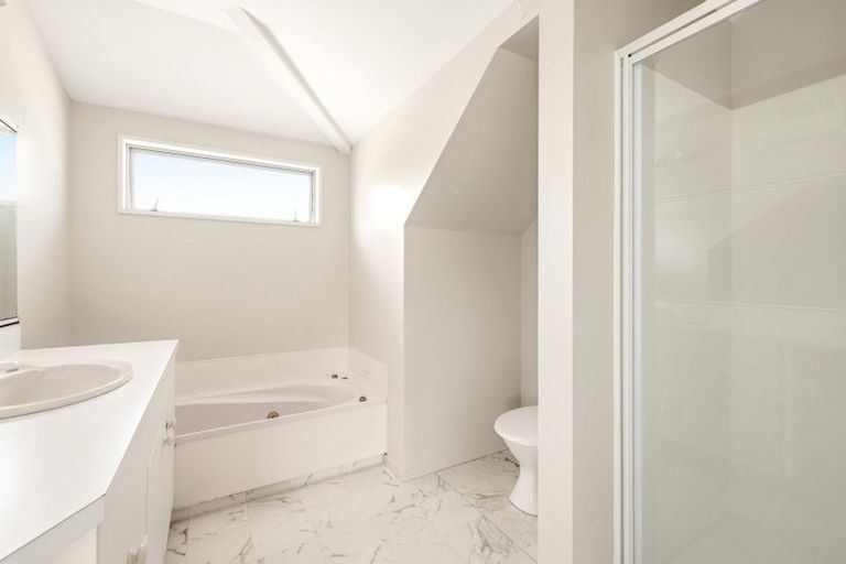 Photo of property in 1 Omanu Court, Mount Maunganui, 3116