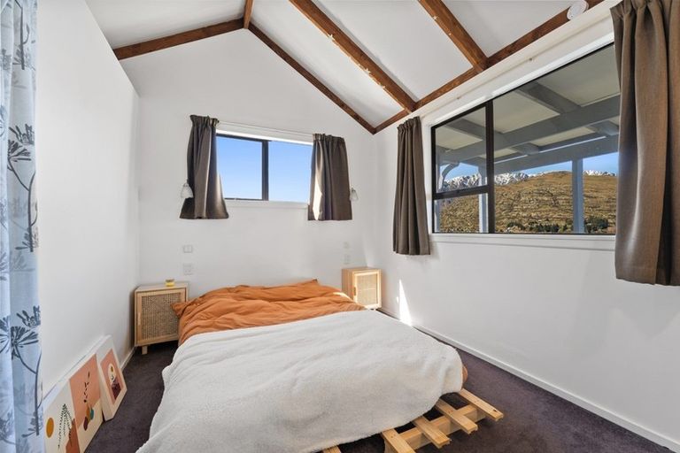 Photo of property in 34 Golden Terrace, Queenstown, 9300
