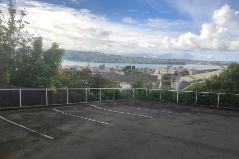 Photo of property in Cargill Court, 2/27 Arthur Street, Dunedin Central, Dunedin, 9016