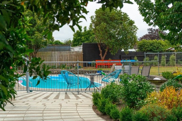 Photo of property in 2 Rahiwi Place, Lansdowne, Masterton, 5810