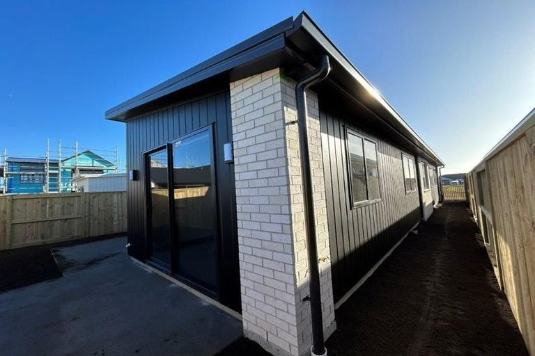 Photo of property in 6 Tauhinu Place, Papamoa, 3118