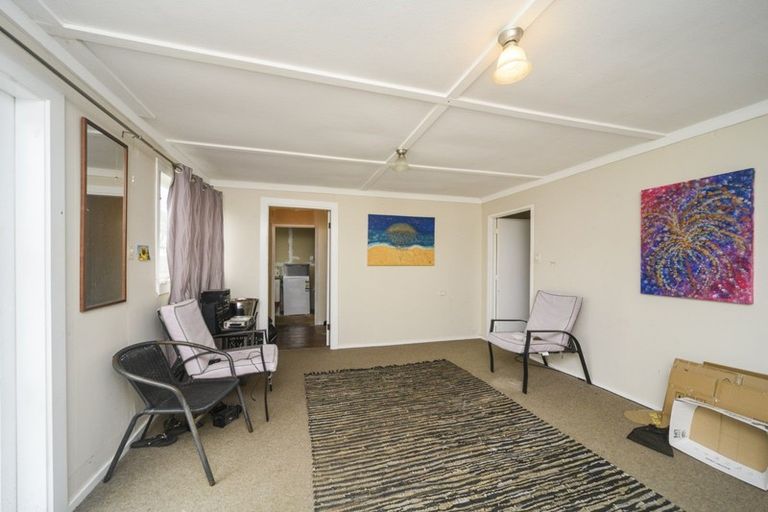 Photo of property in 66 Alexandra Street, Marton, 4710