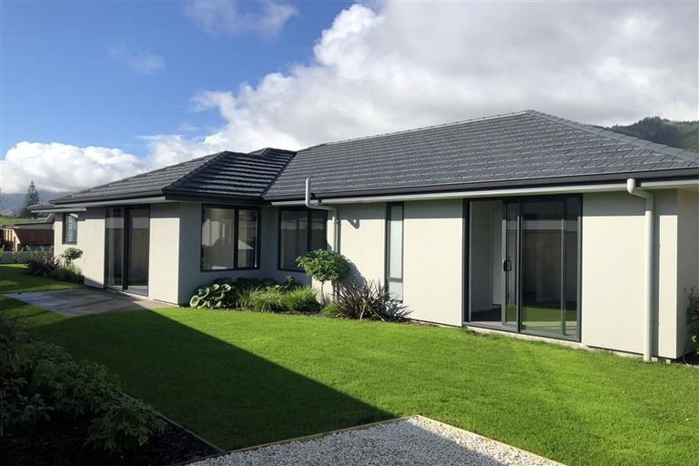 Photo of property in 19 Travers Avenue, Richmond, 7020