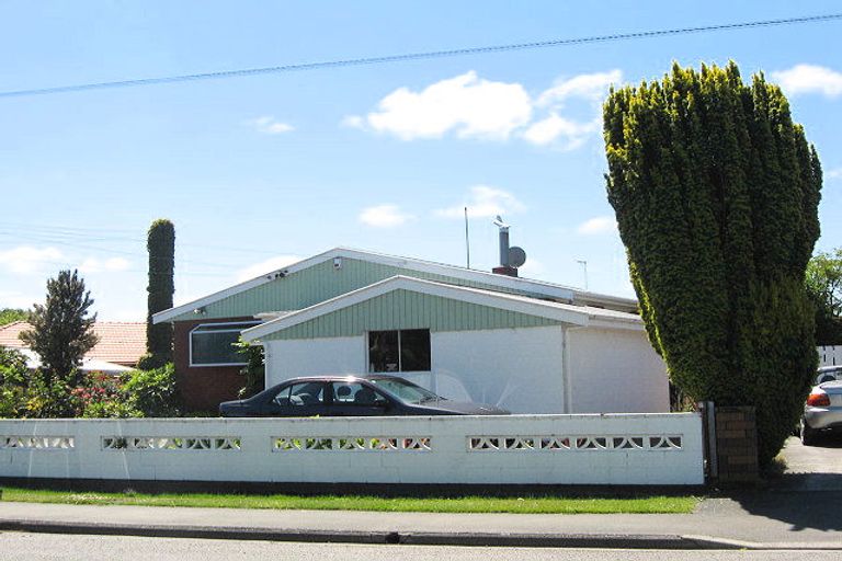 Photo of property in 16 Ombersley Terrace, Opawa, Christchurch, 8023