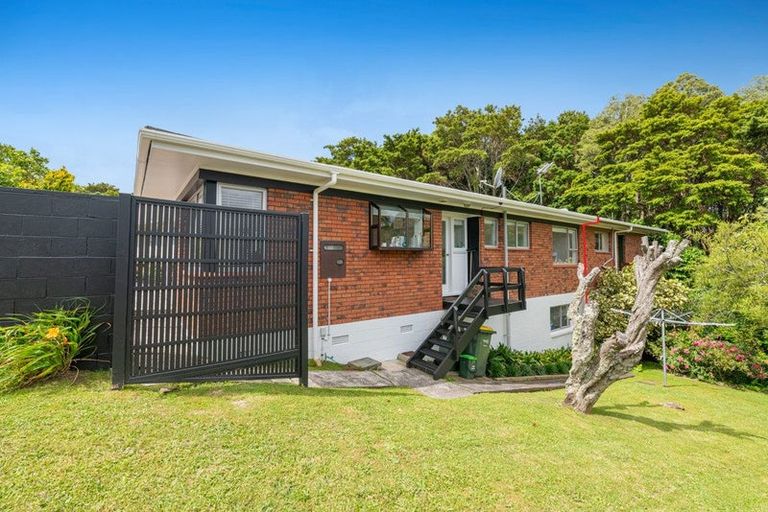 Photo of property in 1/11 Northwick Place, Hillcrest, Auckland, 0627