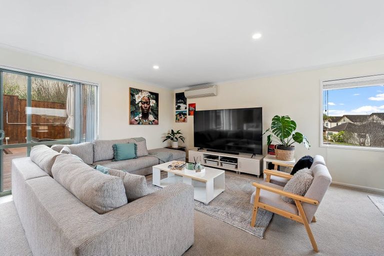 Photo of property in 231 Alec Craig Way, Gulf Harbour, Whangaparaoa, 0930