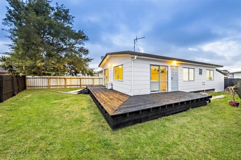 Photo of property in 2/18 Harania Avenue, Favona, Auckland, 2024