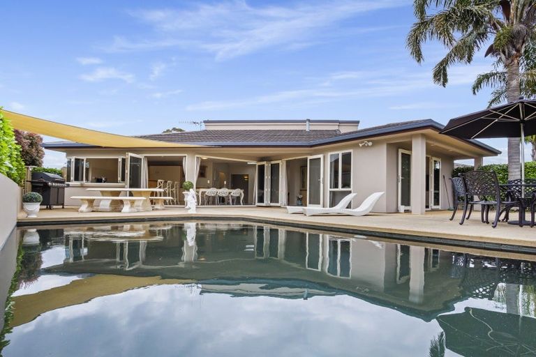 Photo of property in 2 Sissinghurst Court, Bethlehem, Tauranga, 3110