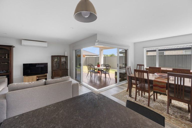 Photo of property in 8 Kaituna Place, Te Awa, Napier, 4110