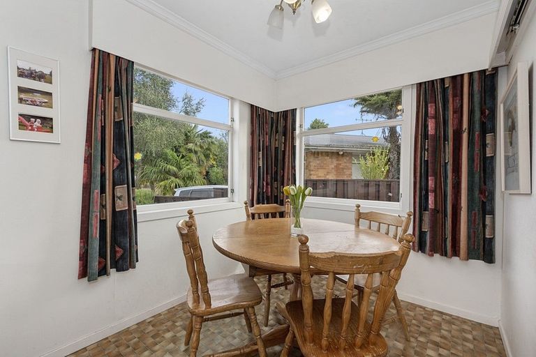 Photo of property in 54 Pulham Crescent, Queenwood, Hamilton, 3210