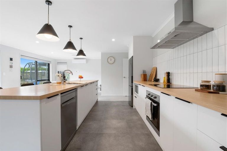 Photo of property in 6 Kipling Crescent, Owhata, Rotorua, 3010