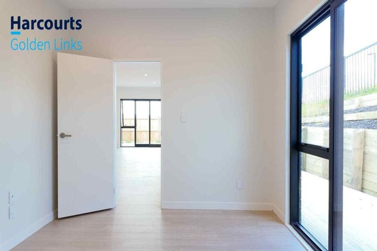 Photo of property in 15 Piedmonte Avenue, Pokeno, 2402