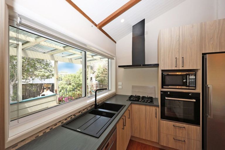 Photo of property in 14 Glendale Crescent, Holmes Hill, Oamaru, 9401