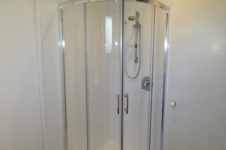 Photo of property in 1 Middlepark Road, Sockburn, Christchurch, 8042