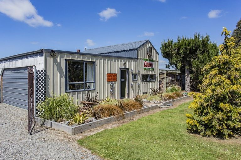 Photo of property in 1856 Coaltrack Road, Greendale, Christchurch, 7671