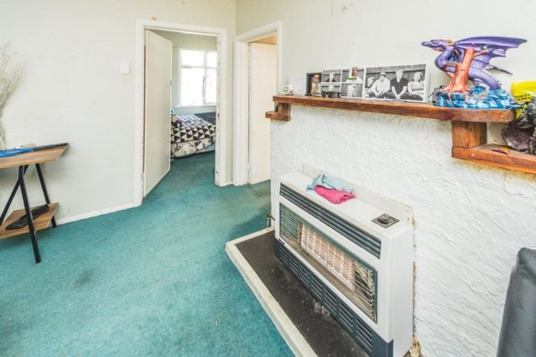 Photo of property in 17 Manuka Street, Castlecliff, Whanganui, 4501