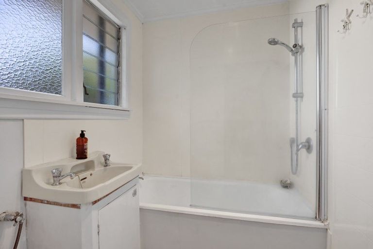 Photo of property in 49 Fox Street, Opunake, 4616