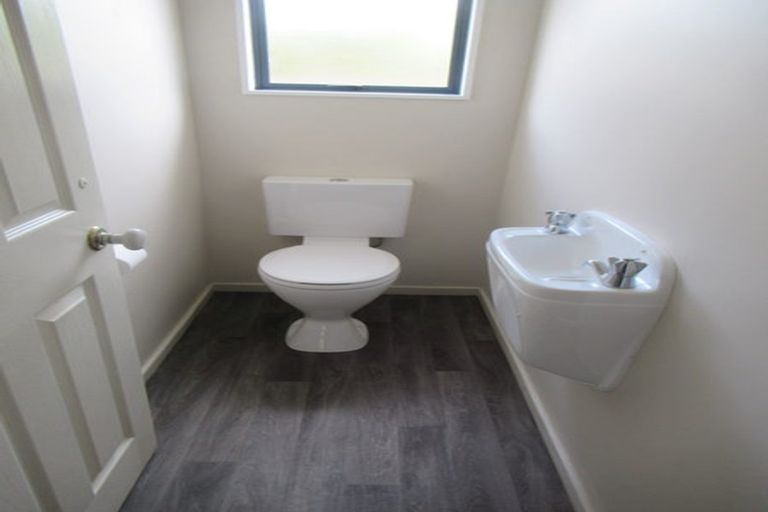 Photo of property in 41 Mary Huse Grove, Manor Park, Lower Hutt, 5019