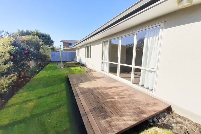 Photo of property in 5a Larsens Road, Halswell, Christchurch, 8025