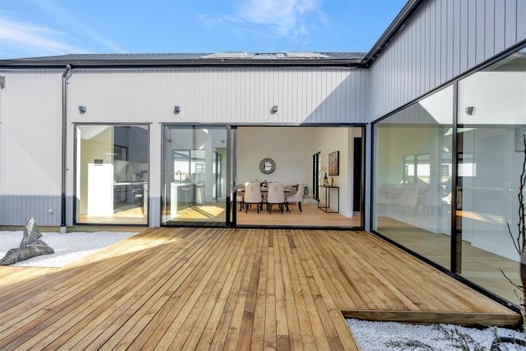 Photo of property in 14 Waka Ama Road, Karaka, Papakura, 2113