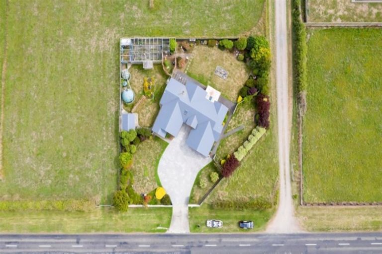 Photo of property in 437 Turuturu Road, Hawera, 4674