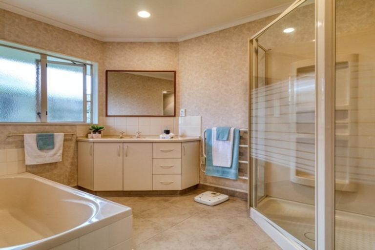 Photo of property in 4 Kingsgate Row, Havelock North, 4130