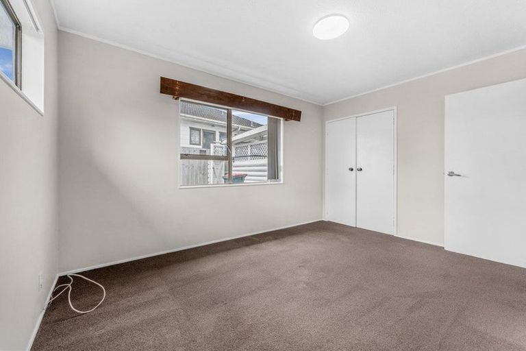 Photo of property in 5 Magellan Place, Papatoetoe, Auckland, 2025