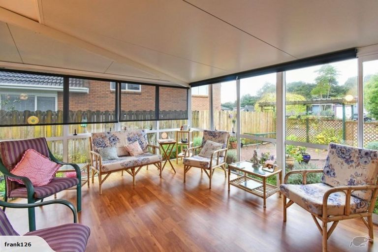 Photo of property in 2 Tuakura Way, The Gardens, Auckland, 2105