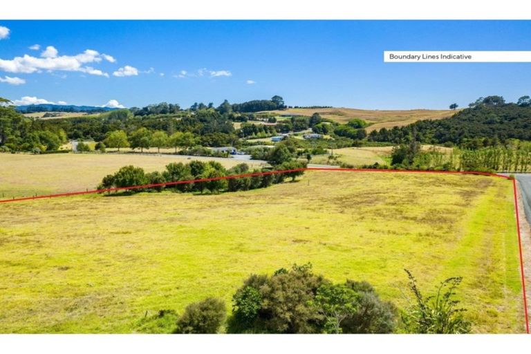 Photo of property in 14 Daniel Parade, Mangawhai, Wellsford, 0975