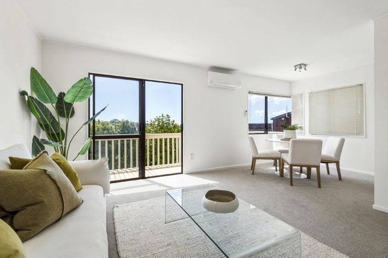 Photo of property in 1/12 Corunna Road, Milford, Auckland, 0620