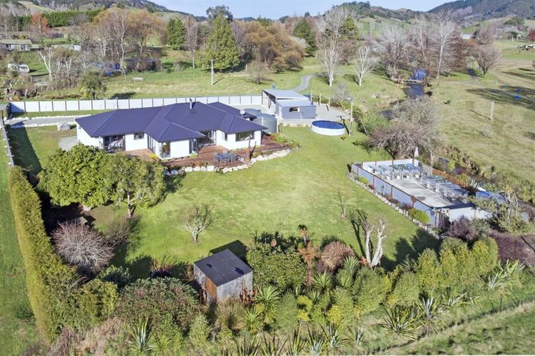 Photo of property in 929 Waiwhero Road, Ngatimoti, Motueka, 7196