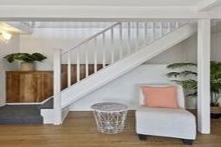 Photo of property in 15 Thomson Avenue, Dinsdale, Hamilton, 3204