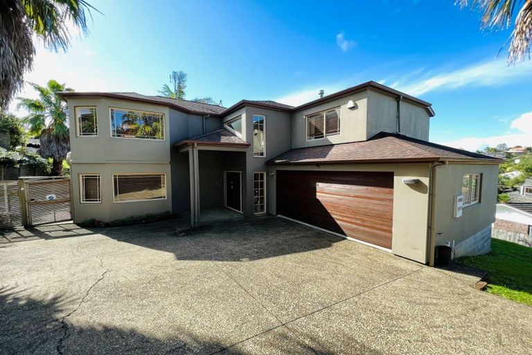 Photo of property in 701a Beach Road, Rothesay Bay, Auckland, 0630