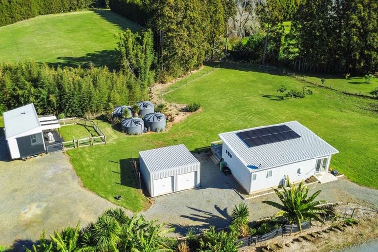 Photo of property in 76 Riddell Road, Kerikeri, 0230